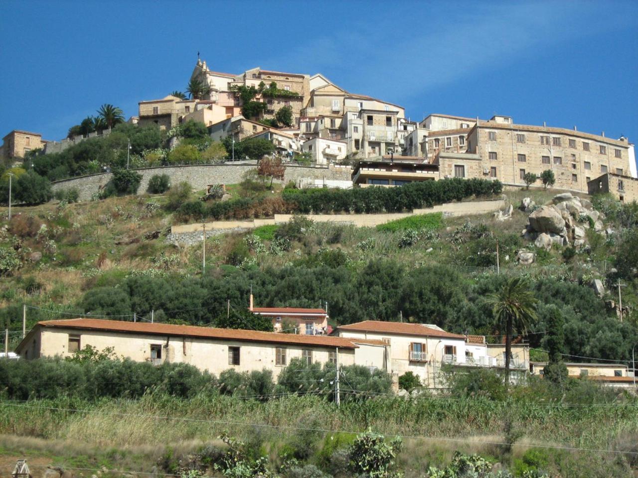 Hotel Ristorante Antica Marina 니코테라 마리나 외부 사진
